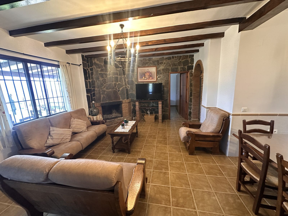 Finca - Cortijo te koop in Colmenar | 6 slaapkamers H5292196