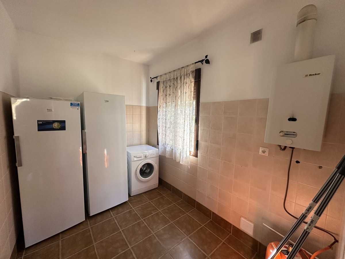 Finca - Cortijo te koop in Colmenar | 6 slaapkamers H5292196