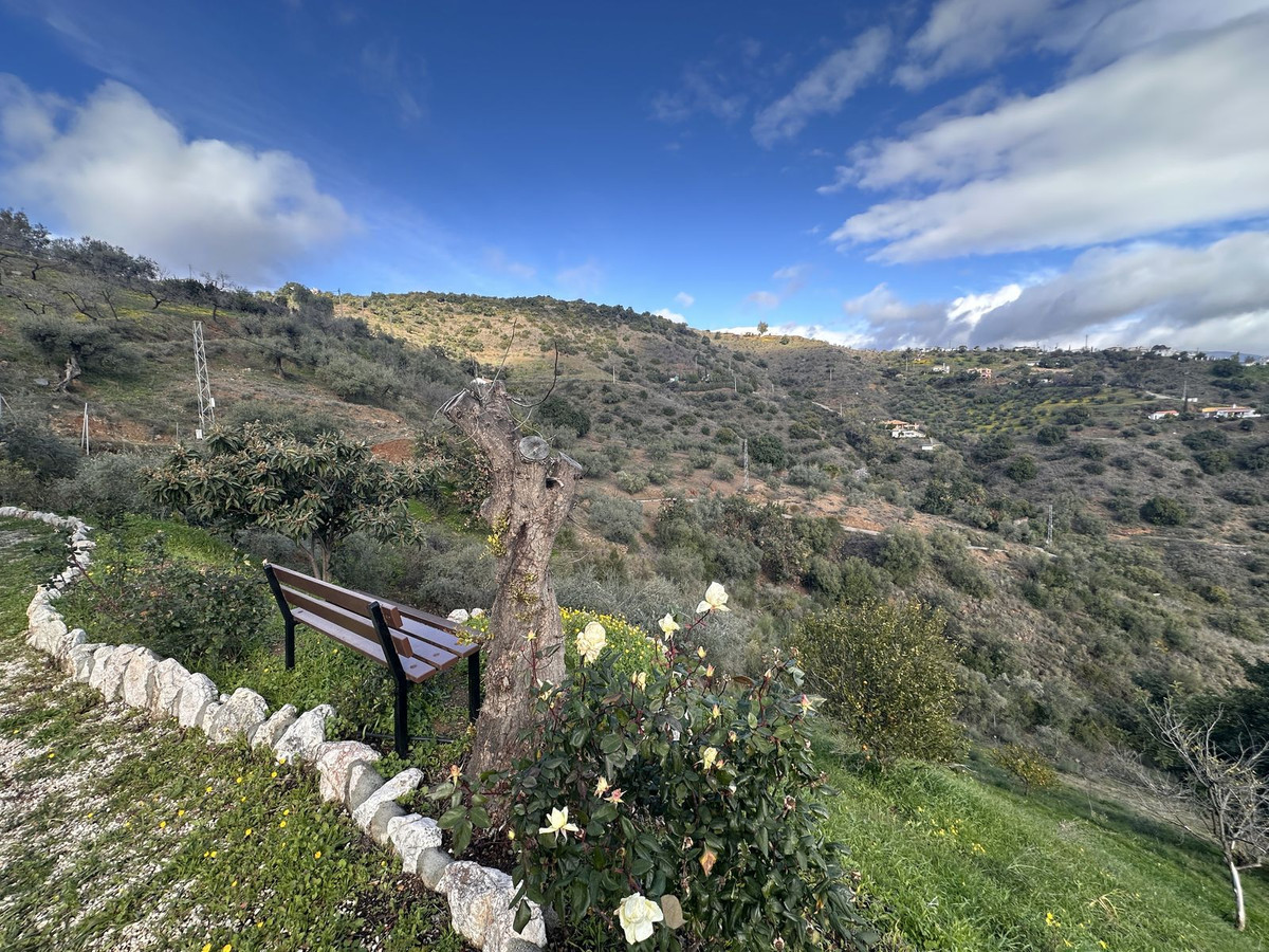 Finca - Cortijo te koop in Colmenar | 6 slaapkamers H5292196