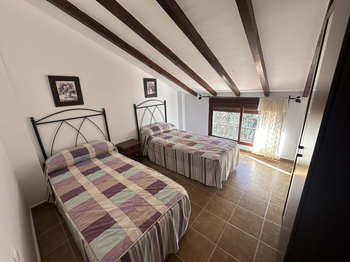 Finca - Cortijo te koop in Colmenar | 6 slaapkamers H5292196