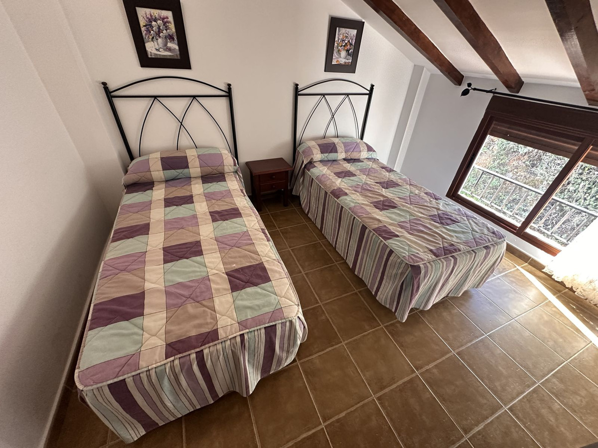 Finca - Cortijo te koop in Colmenar | 6 slaapkamers H5292196