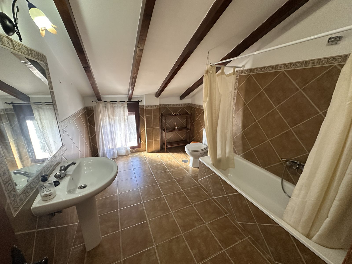 Finca - Cortijo te koop in Colmenar | 6 slaapkamers H5292196