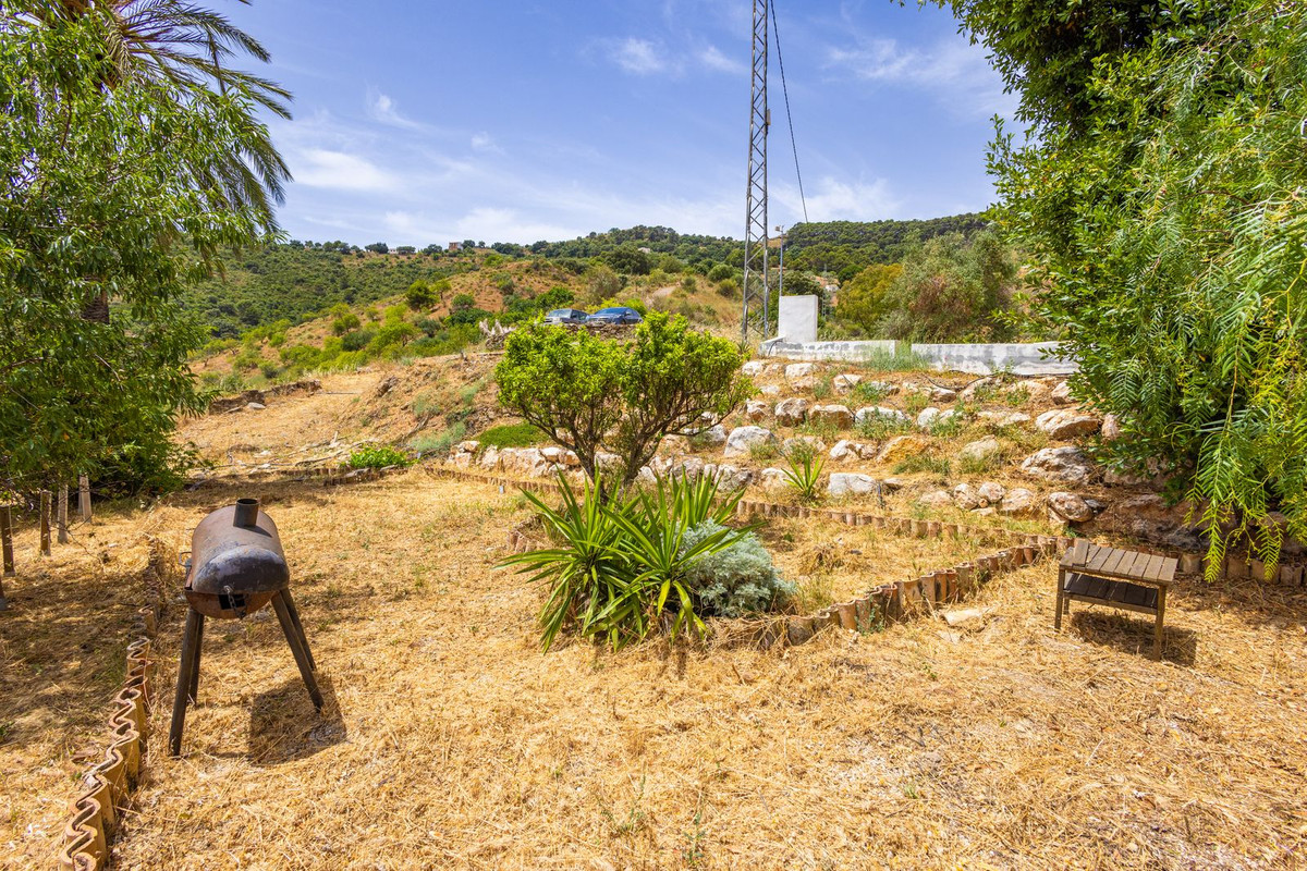 Property main view 100