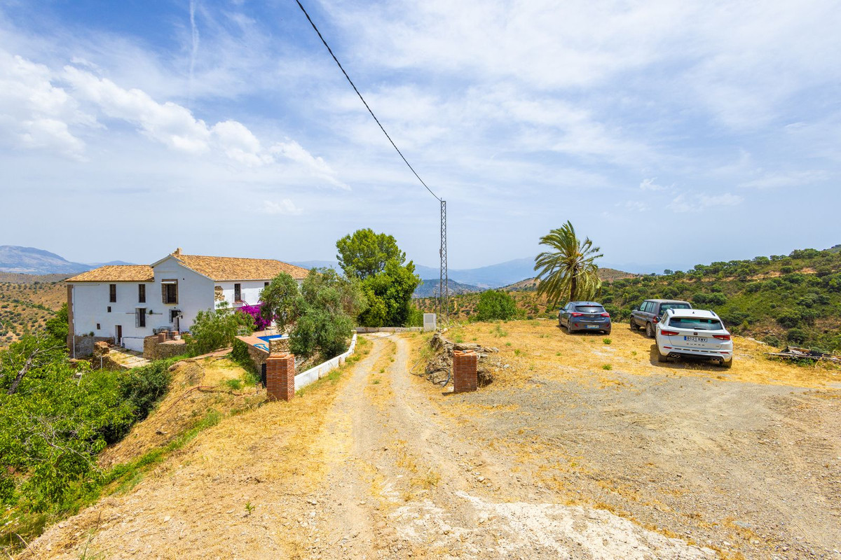 Property main view 102