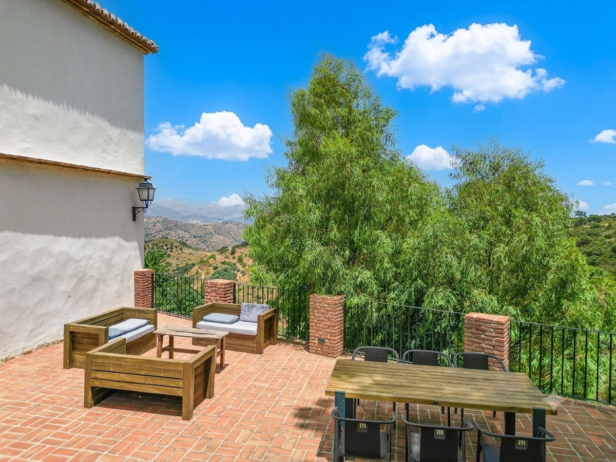 Property main view 14
