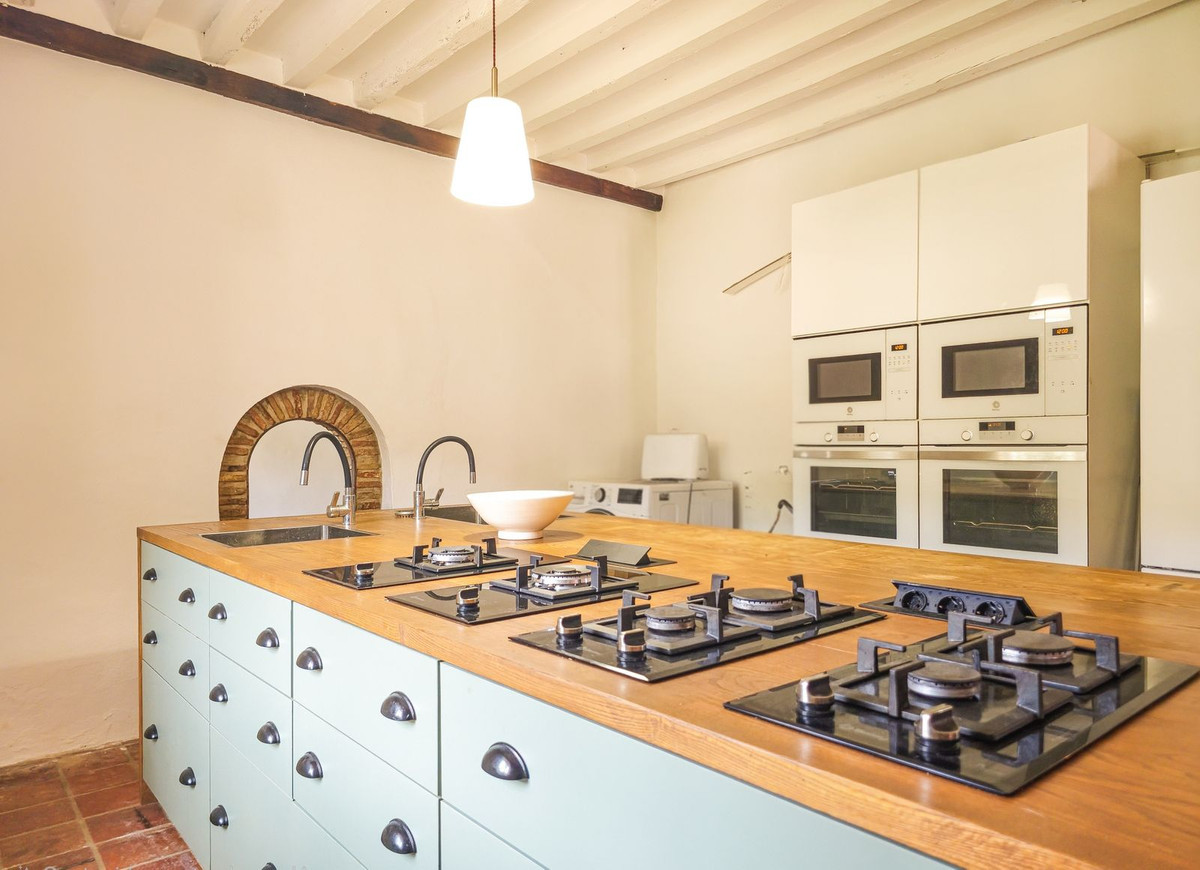 Property main view 40