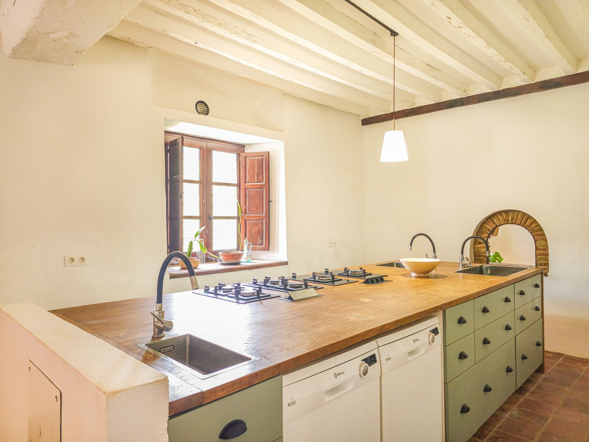 Property main view 42