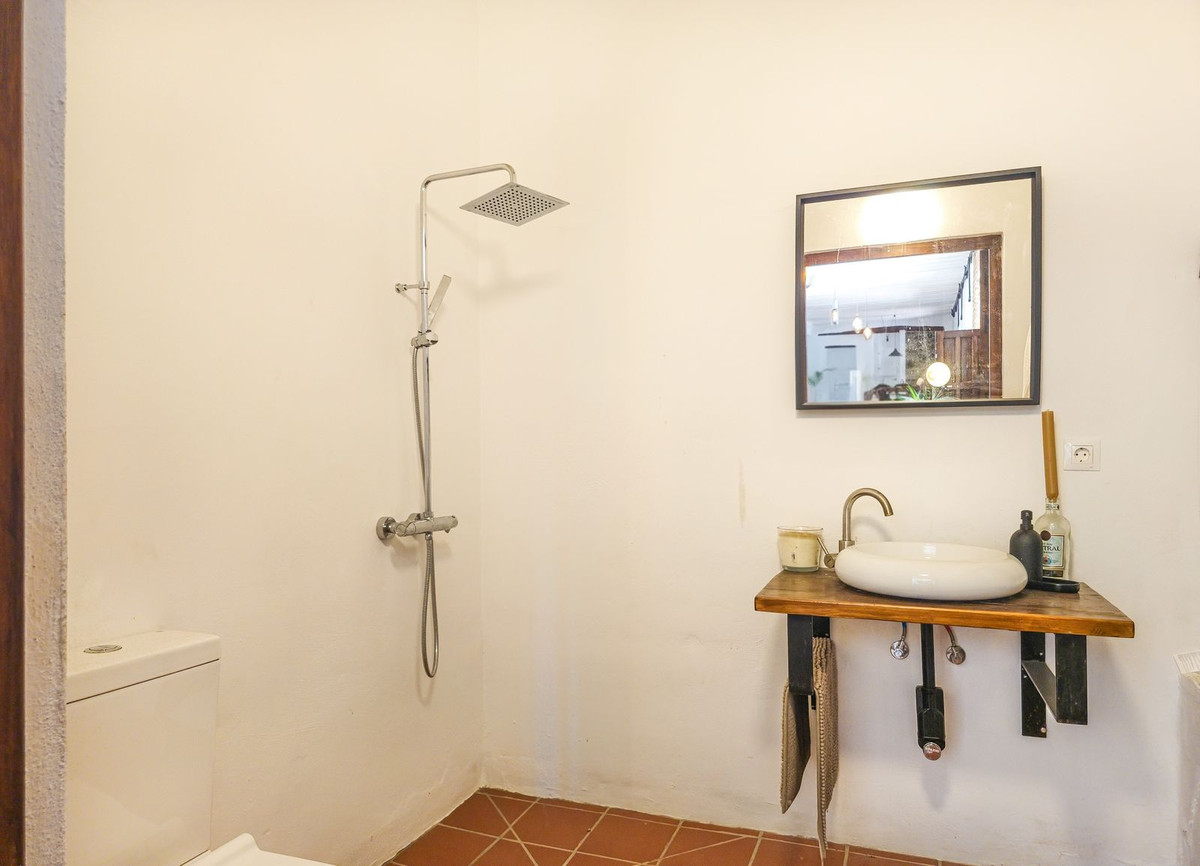 Property main view 48