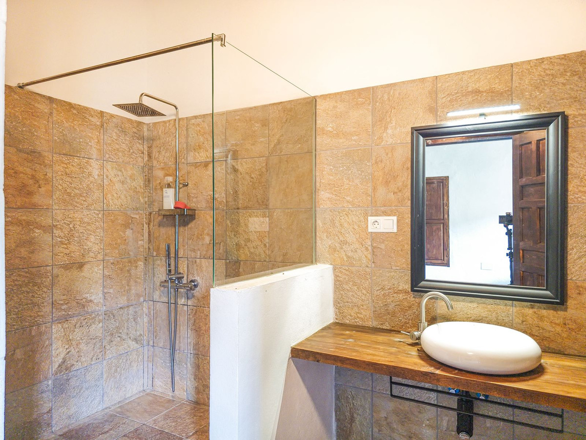 Property main view 63