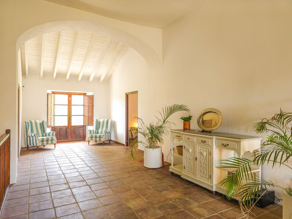 Property main view 79