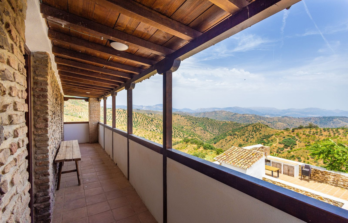 Property main view 90