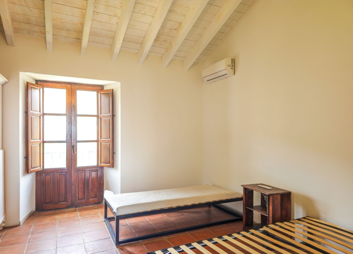 Property main view 95
