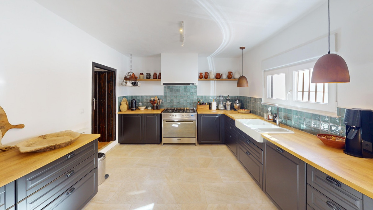 Property main view 34