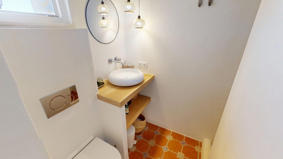 Property main view 48