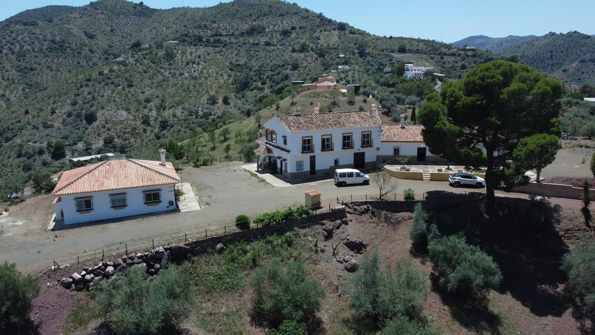 Vrijstaande Villa in Comares-4