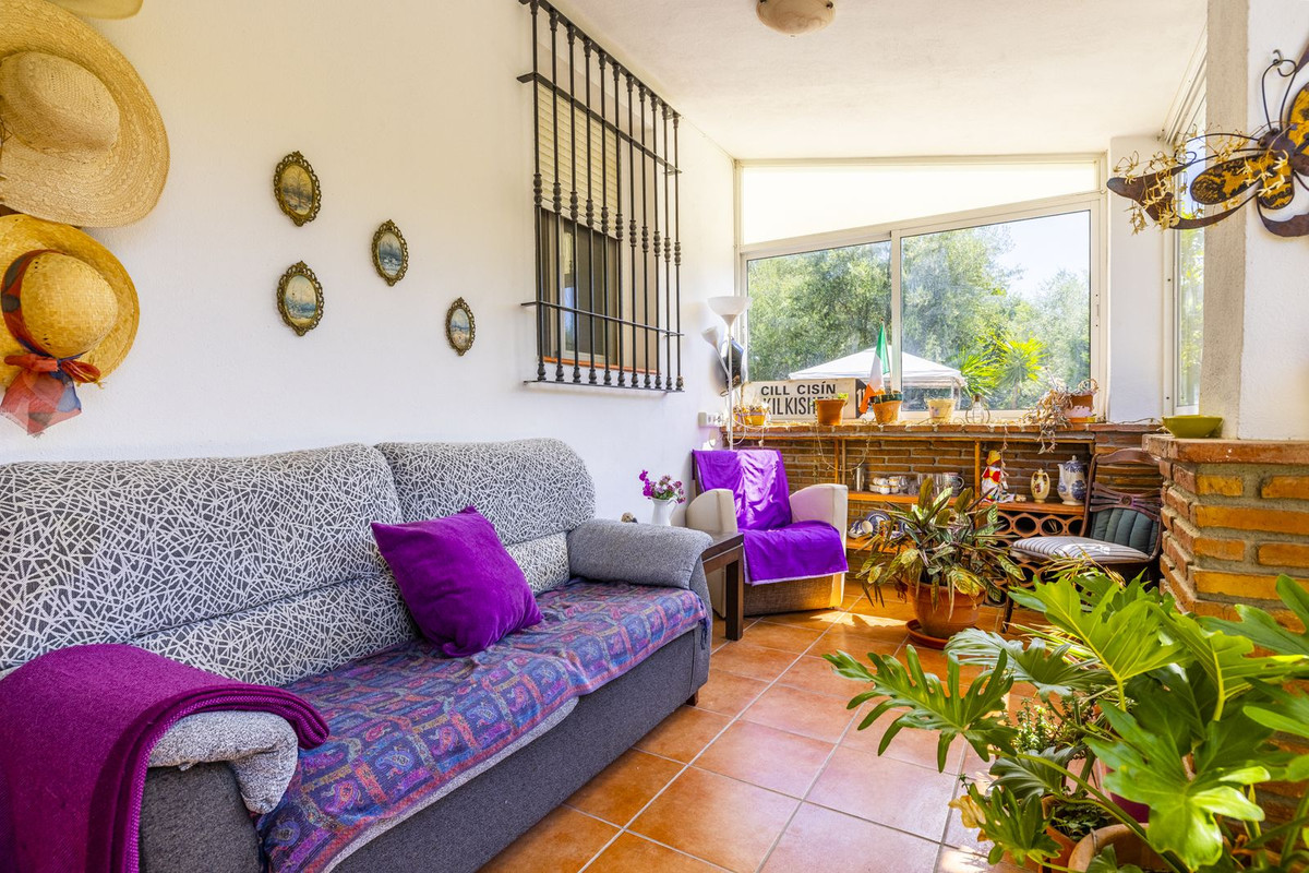 Huis te koop in Comares | 4 slaapkamers H4774069