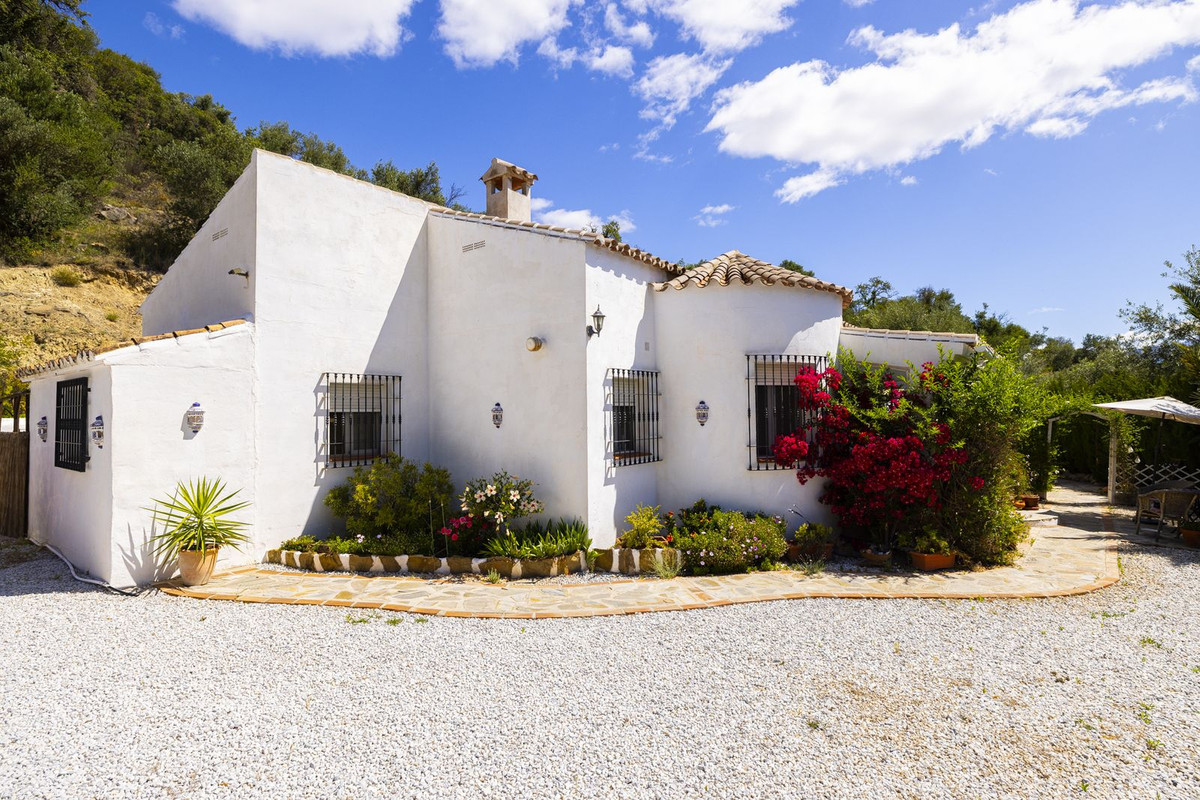 Huis te koop in Comares | 4 slaapkamers H4774069