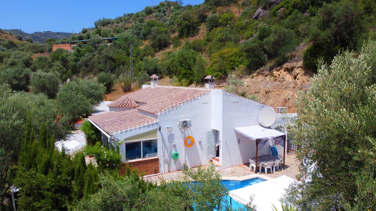 Huis te koop in Comares | 4 slaapkamers H4774069