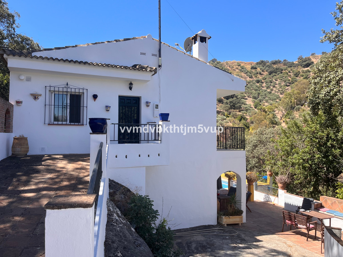Finca - Cortijo te koop in Comares | 4 slaapkamers H4891996