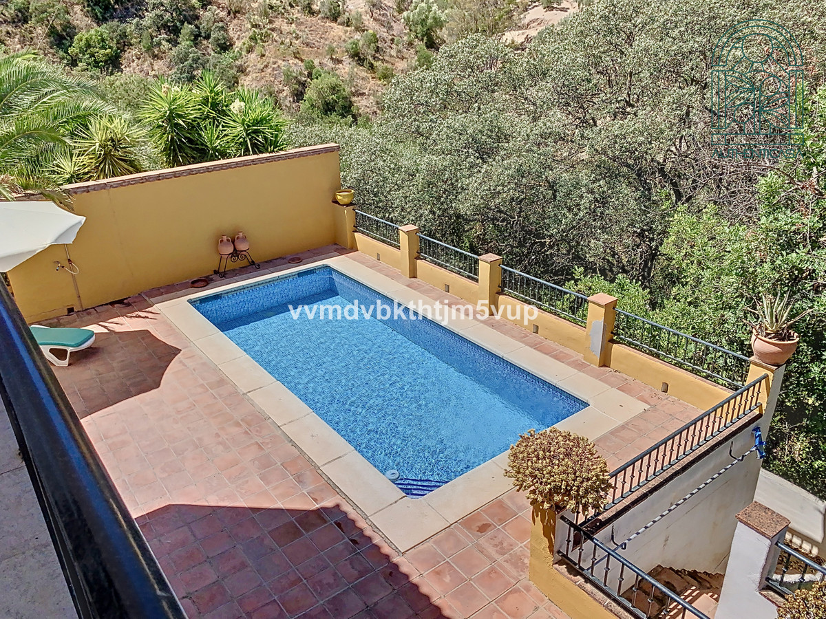 Finca - Cortijo te koop in Comares | 4 slaapkamers H4891996
