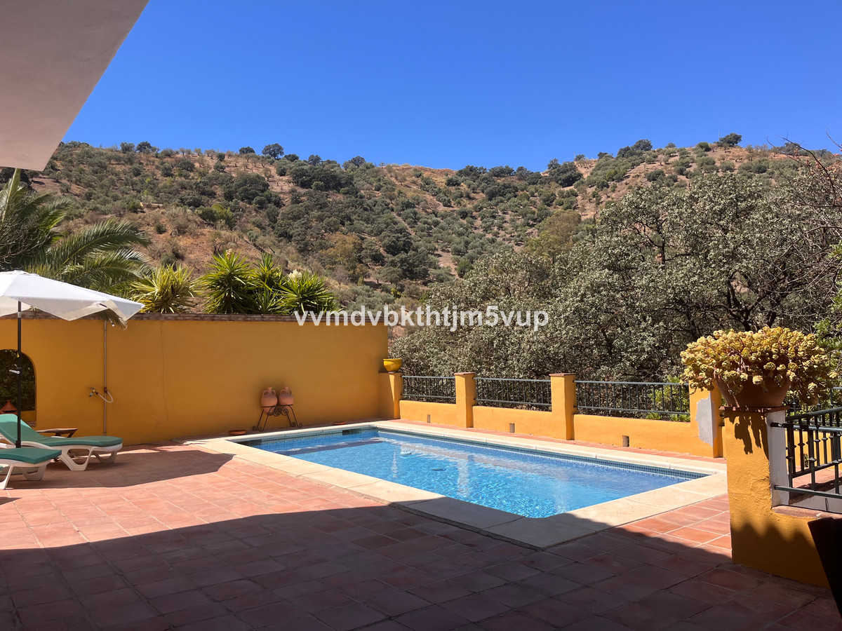 Finca - Cortijo te koop in Comares | 4 slaapkamers H4891996