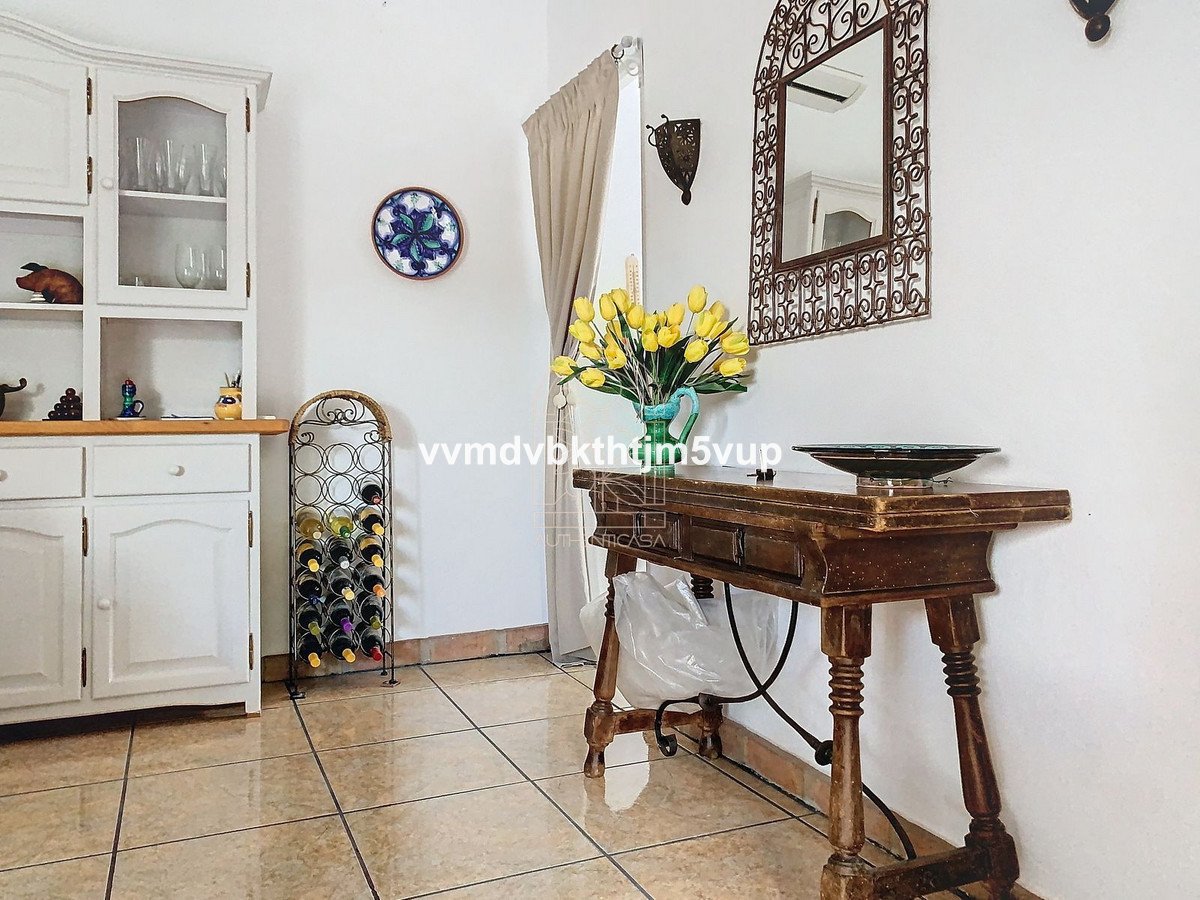 Vrijstaande Villa in Comares-8