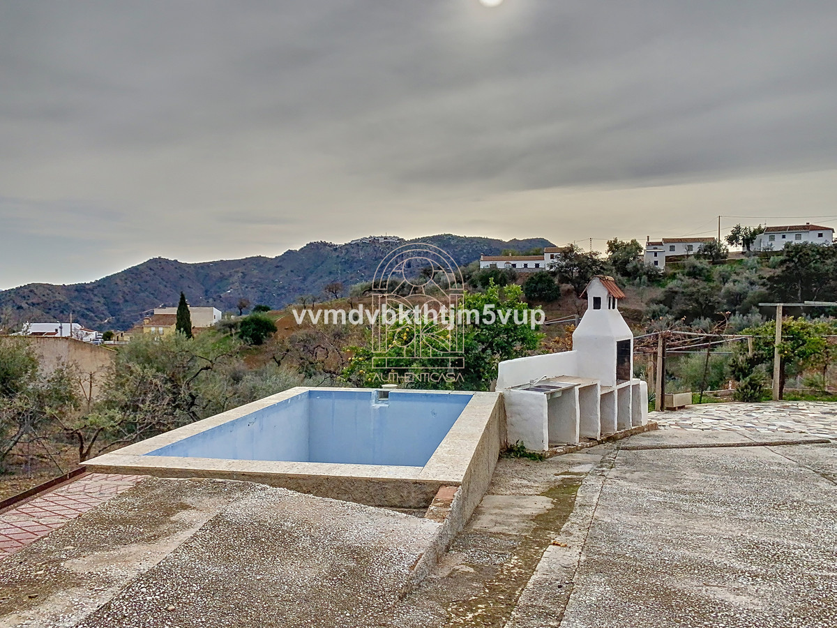 Finca - Cortijo te koop in Comares | 6 slaapkamers H4966804