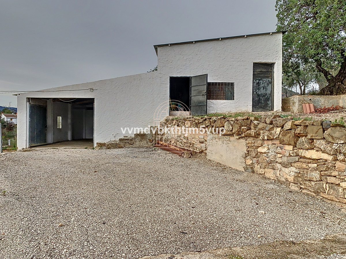 Finca - Cortijo te koop in Comares | 6 slaapkamers H4966804