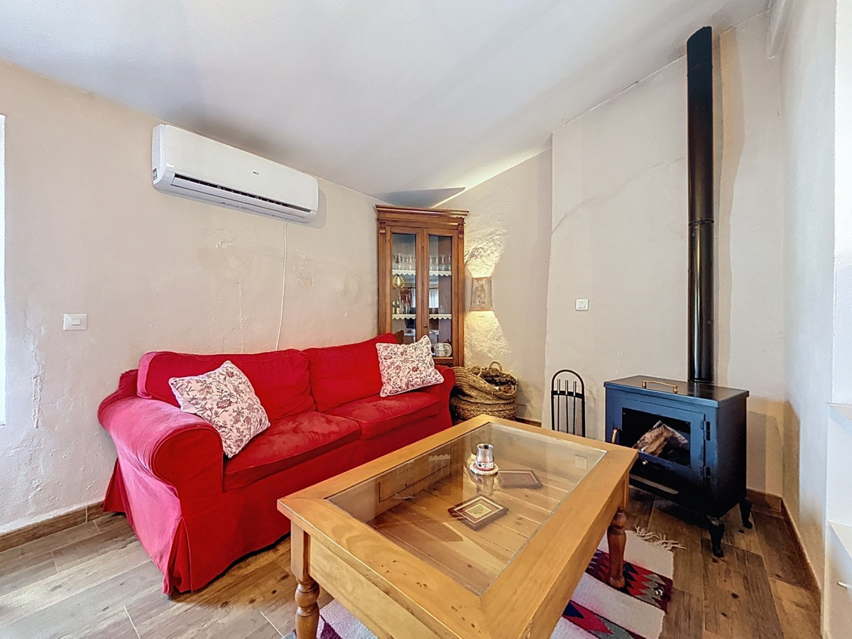 Huis te koop in Comares | 6 slaapkamers H5024692