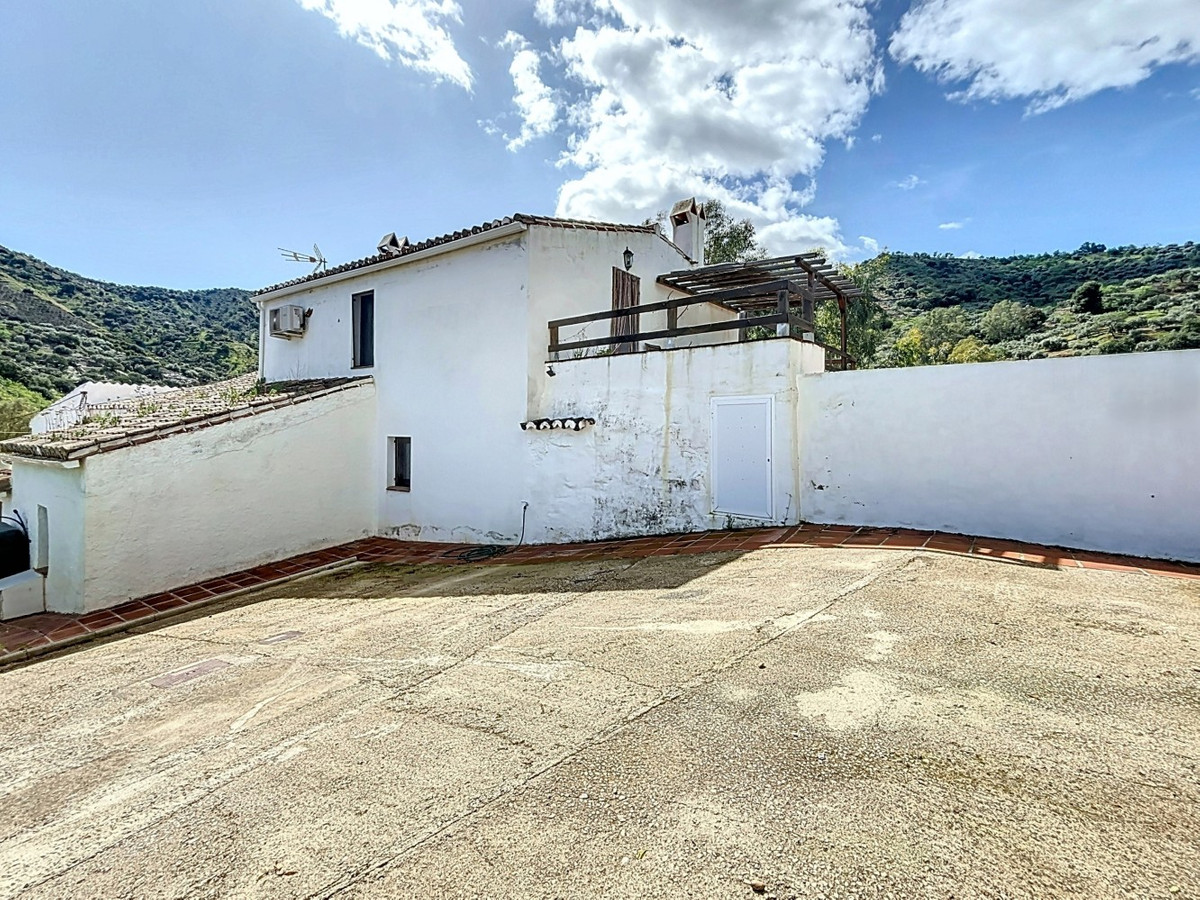 Huis te koop in Comares | 6 slaapkamers H5024692