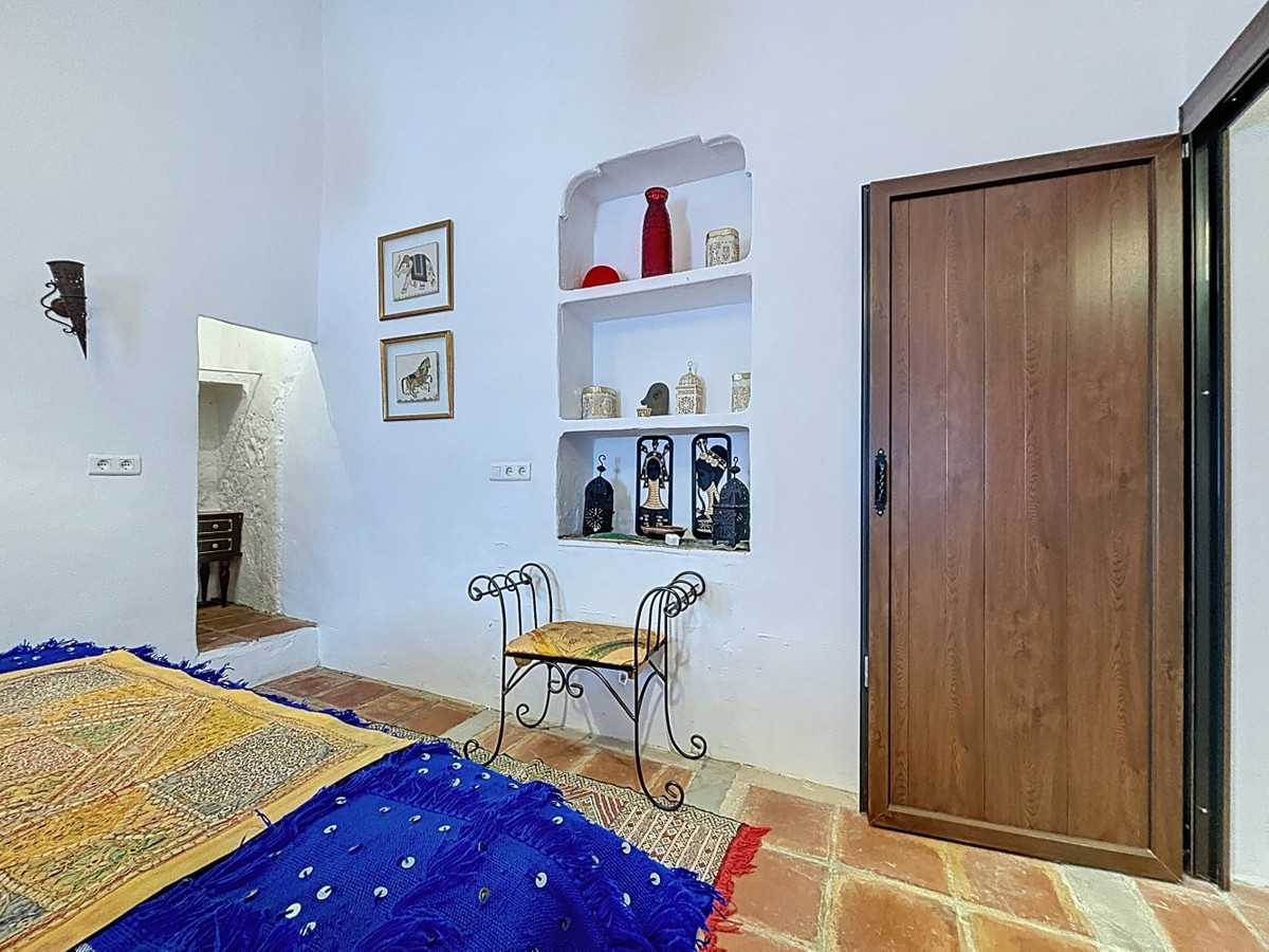 Huis te koop in Comares | 6 slaapkamers H5024692