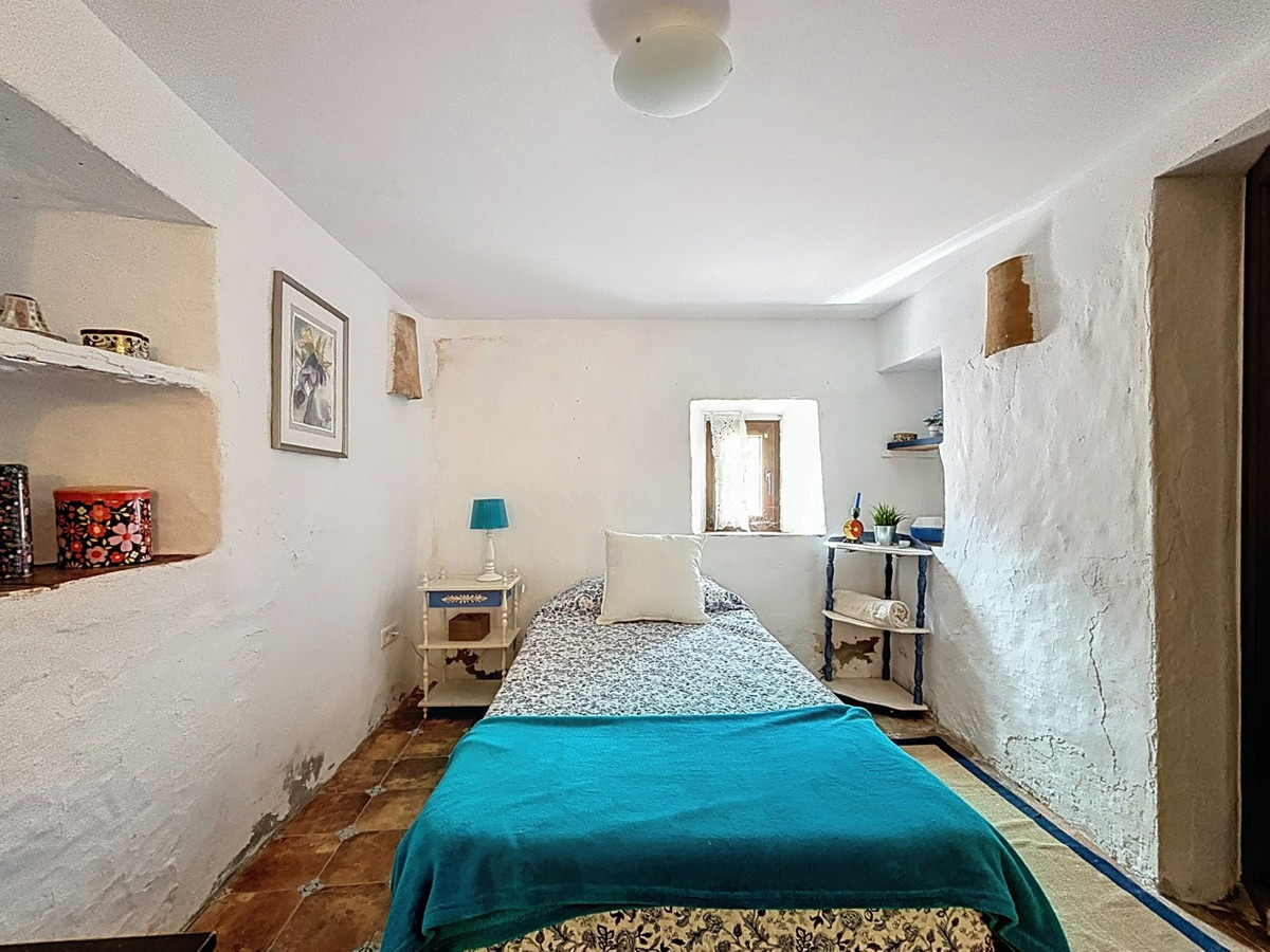 Huis te koop in Comares | 6 slaapkamers H5024692