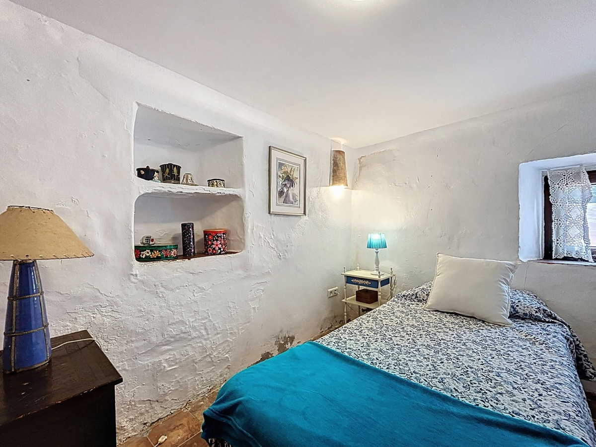 Huis te koop in Comares | 6 slaapkamers H5024692