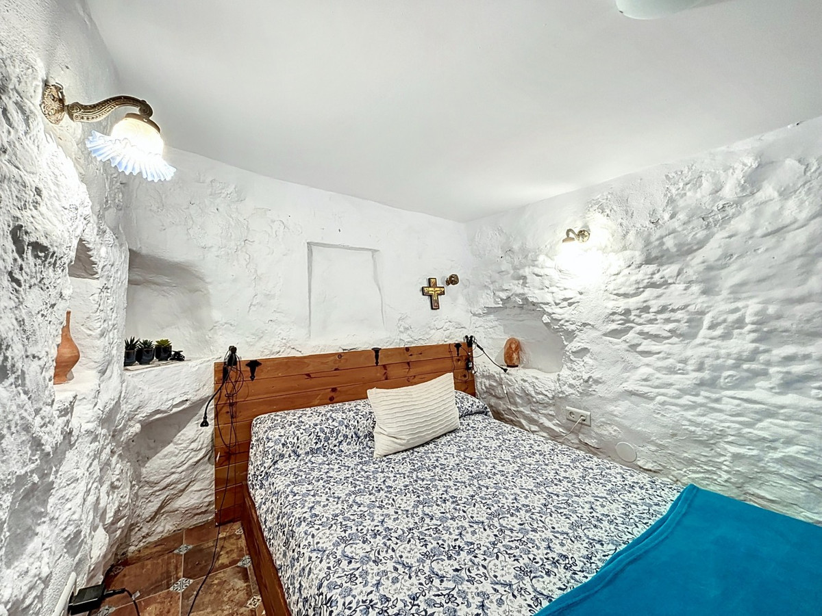 Huis te koop in Comares | 6 slaapkamers H5024692