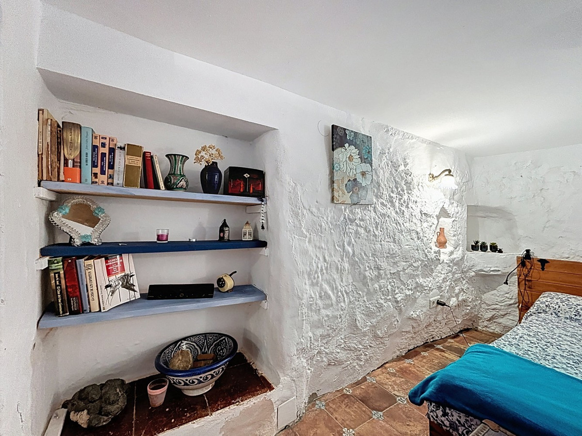 Huis te koop in Comares | 6 slaapkamers H5024692