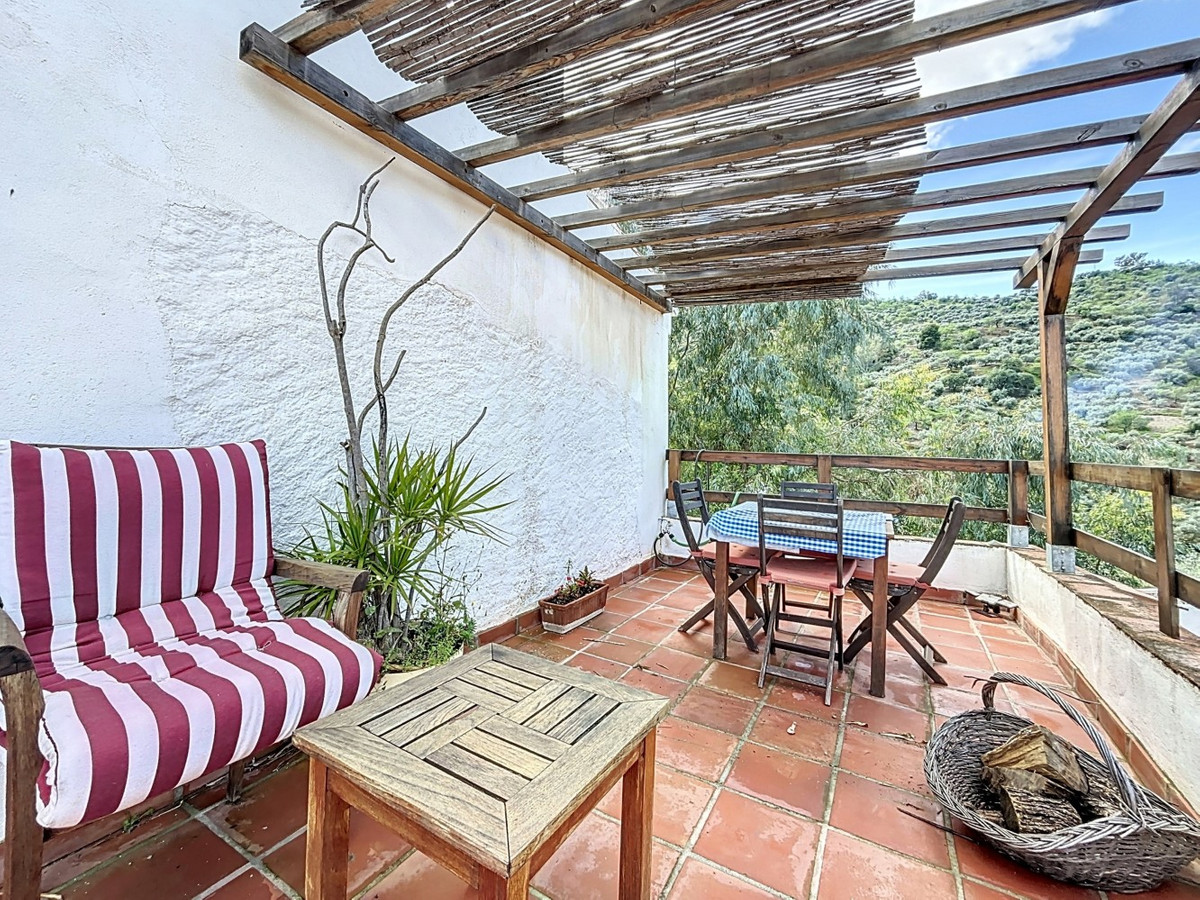 Huis te koop in Comares | 6 slaapkamers H5024692