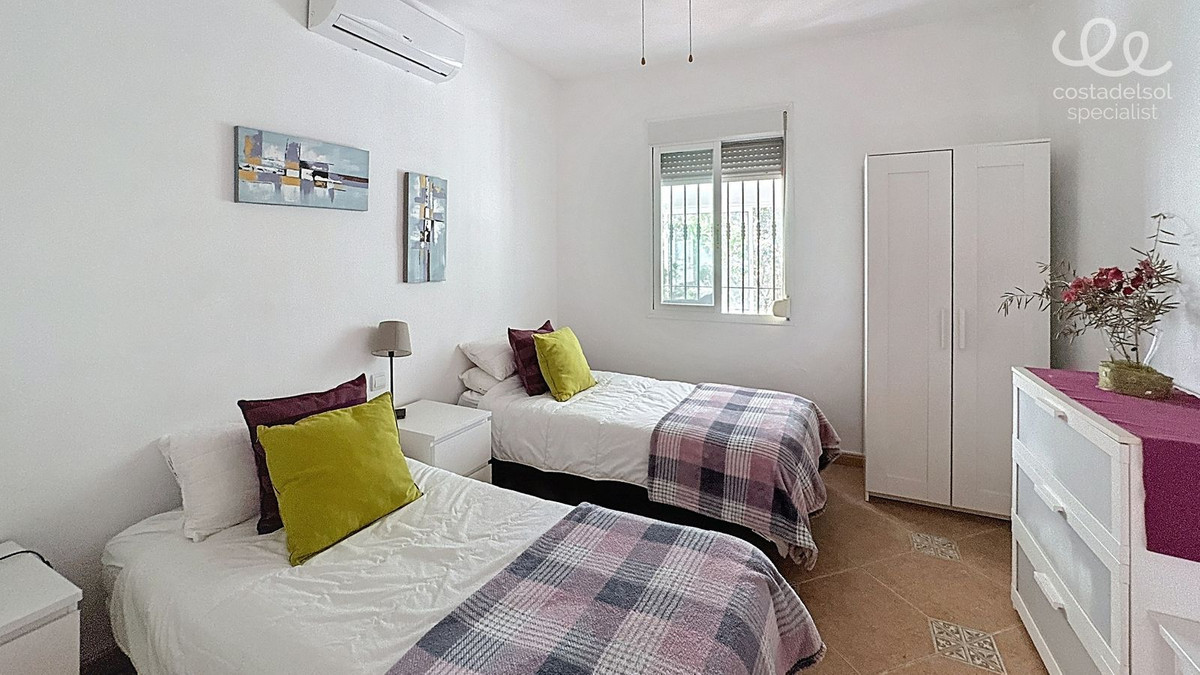 Finca - Cortijo te koop in Comares | 4 slaapkamers H5078227