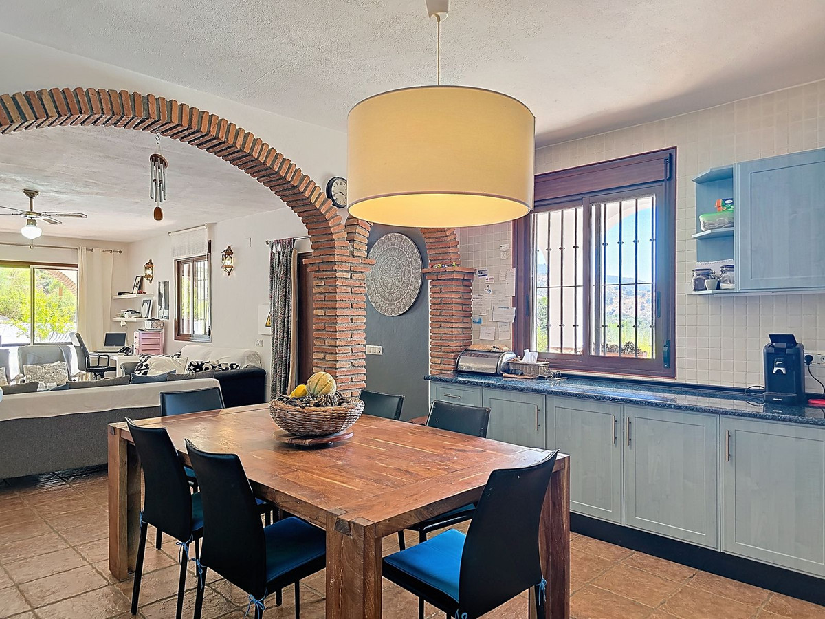 Huis te koop in Comares | 3 slaapkamers H5129890