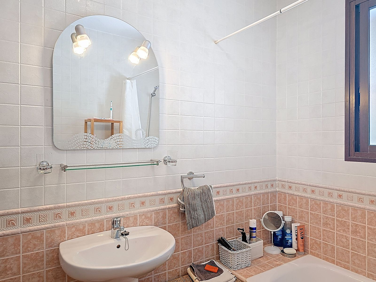 Huis te koop in Comares | 3 slaapkamers H5129890