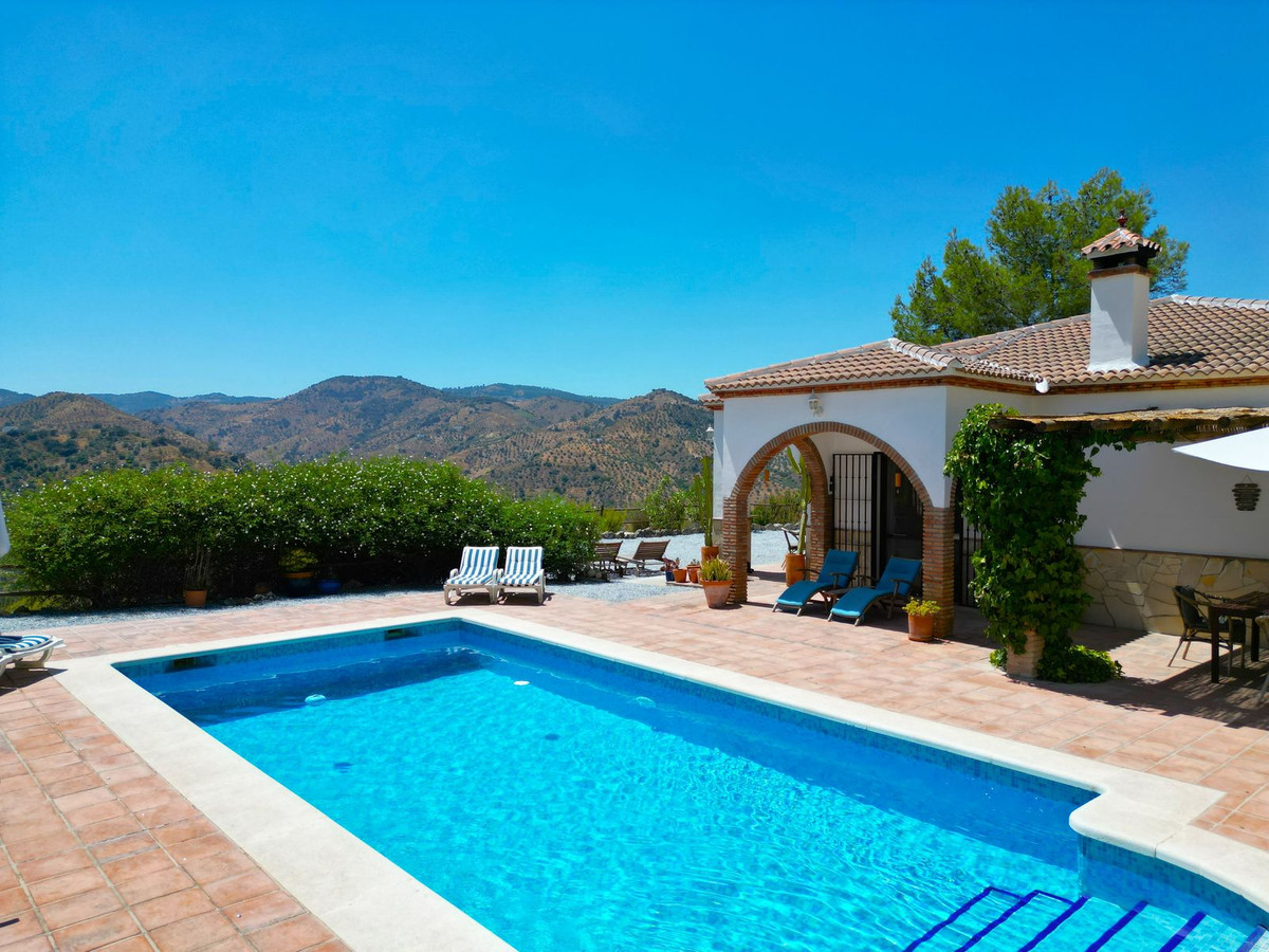 Huis te koop in Comares | 3 slaapkamers H5129890