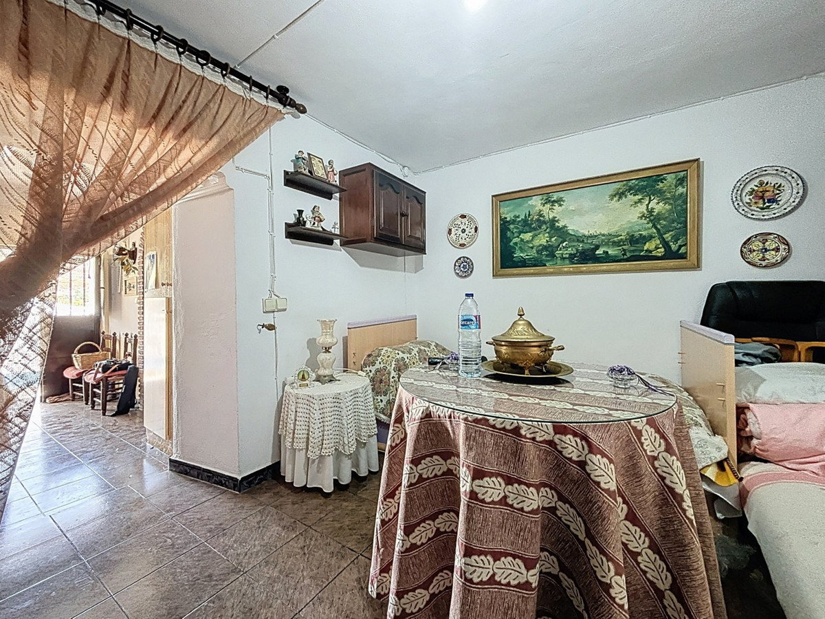Huis te koop in Comares | 4 slaapkamers H5132677