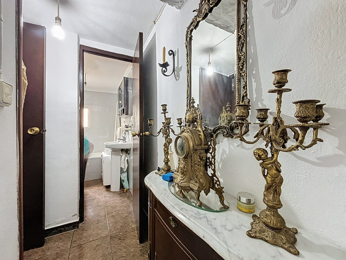 Huis te koop in Comares | 4 slaapkamers H5132677