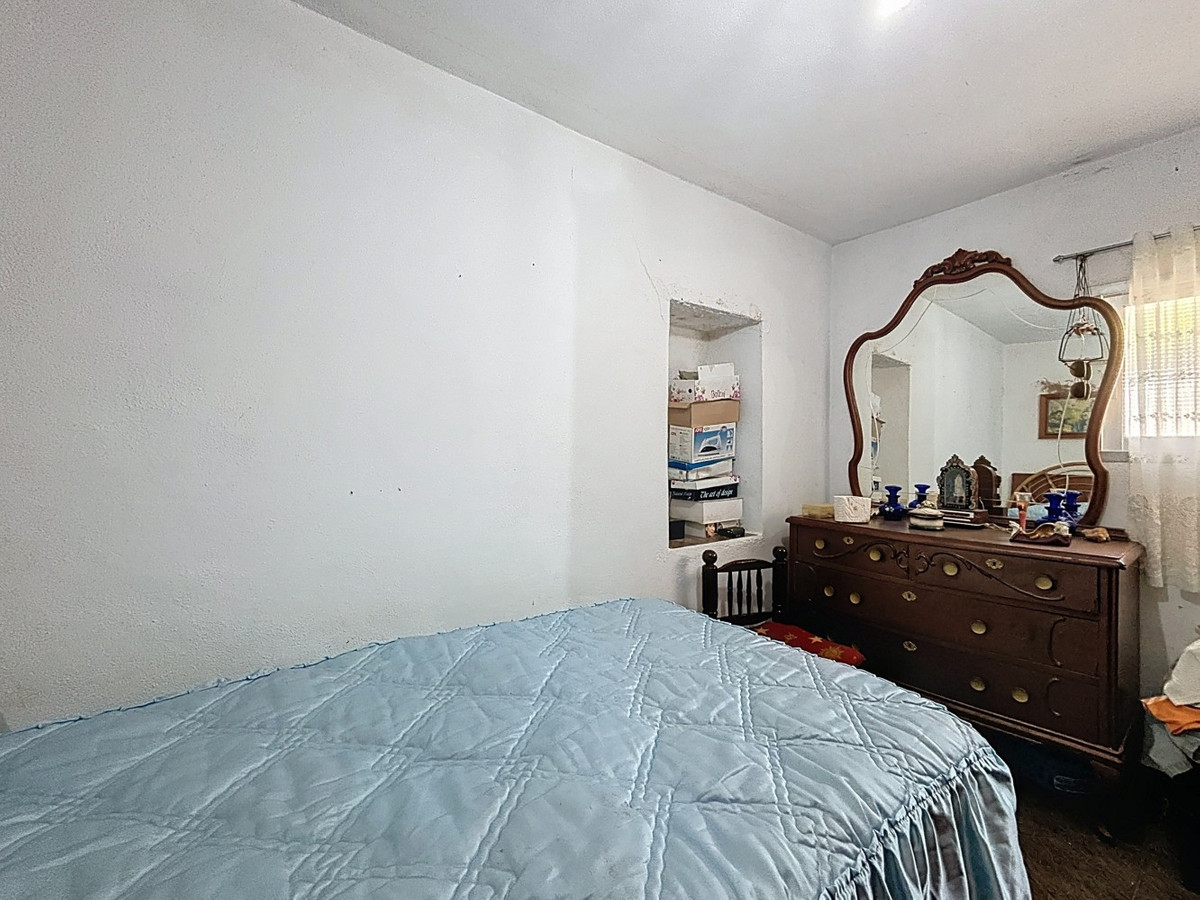 Huis te koop in Comares | 4 slaapkamers H5132677