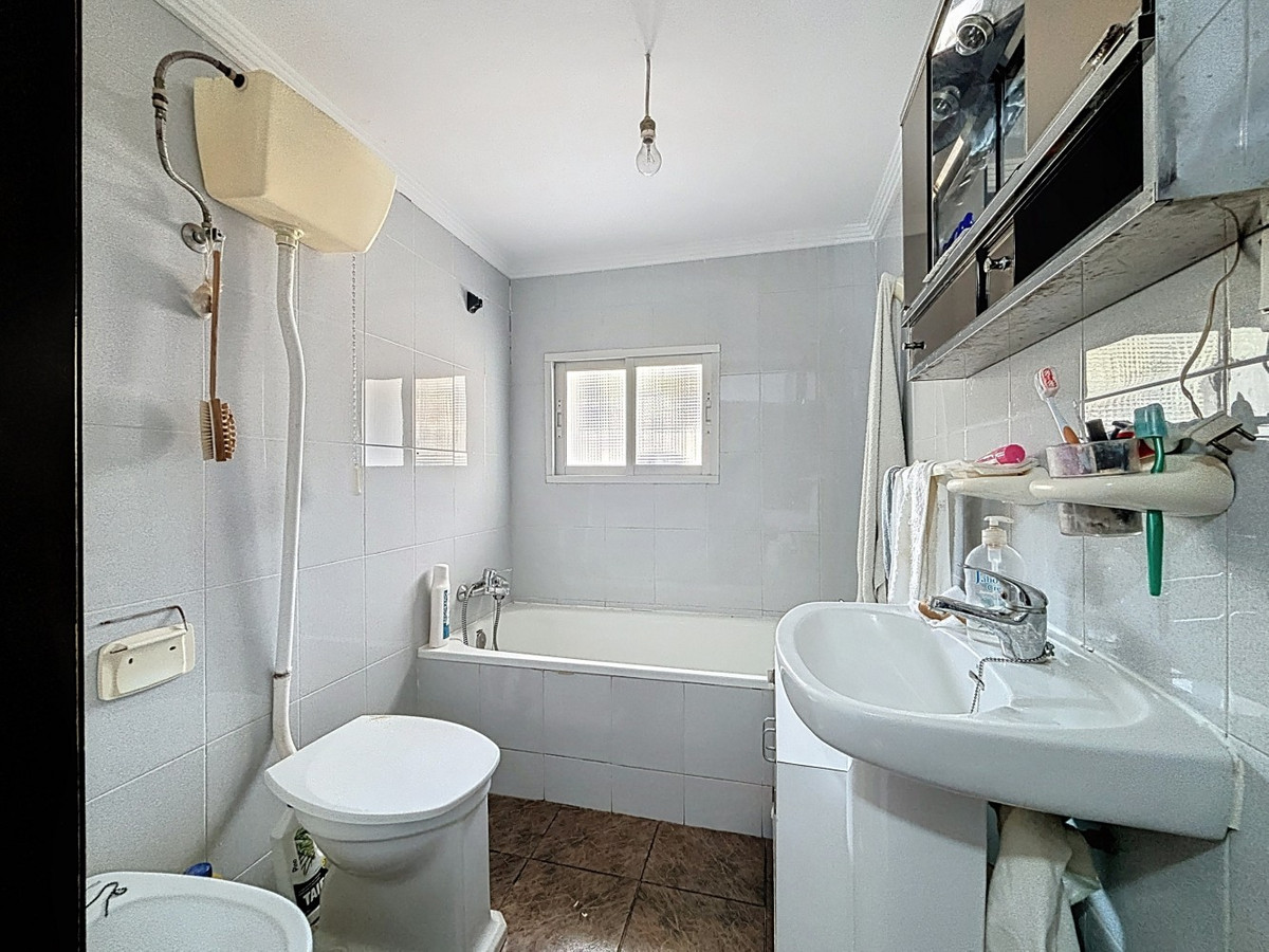Huis te koop in Comares | 4 slaapkamers H5132677