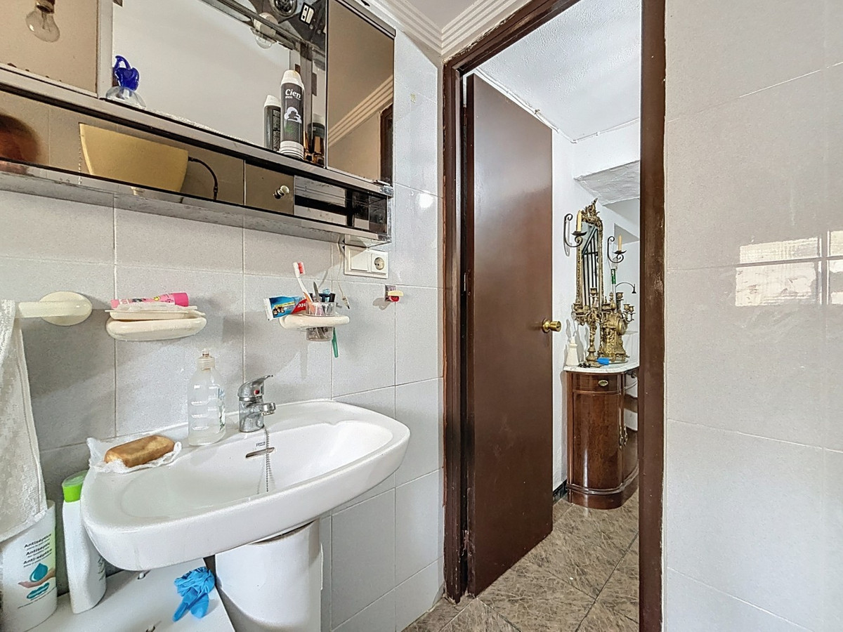 Huis te koop in Comares | 4 slaapkamers H5132677