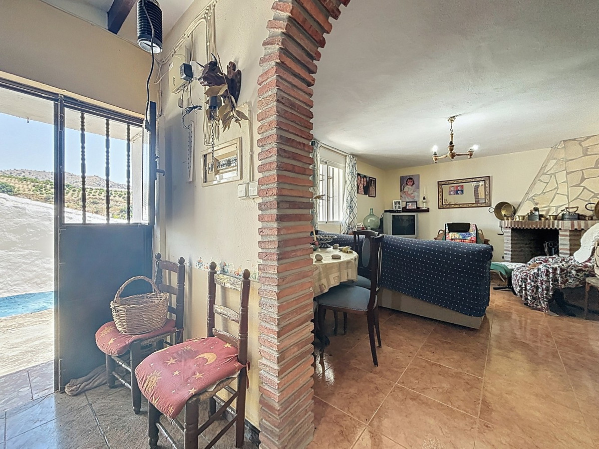 Huis te koop in Comares | 4 slaapkamers H5132677