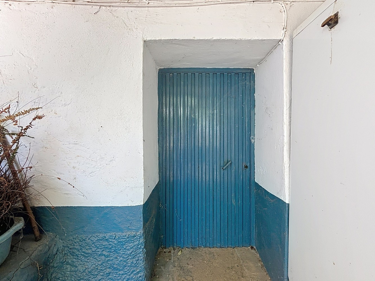 Huis te koop in Comares | 4 slaapkamers H5132677