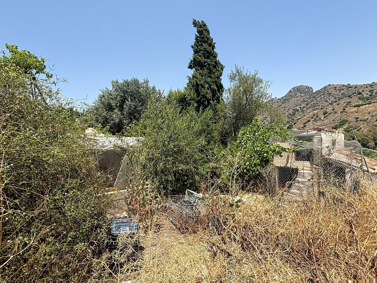 Huis te koop in Comares | 4 slaapkamers H5132677