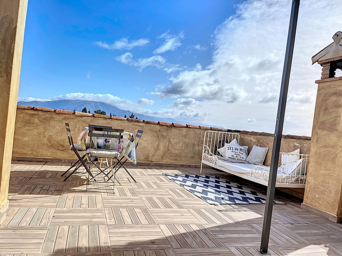 Huis te koop in Comares | 2 slaapkamers H5153470