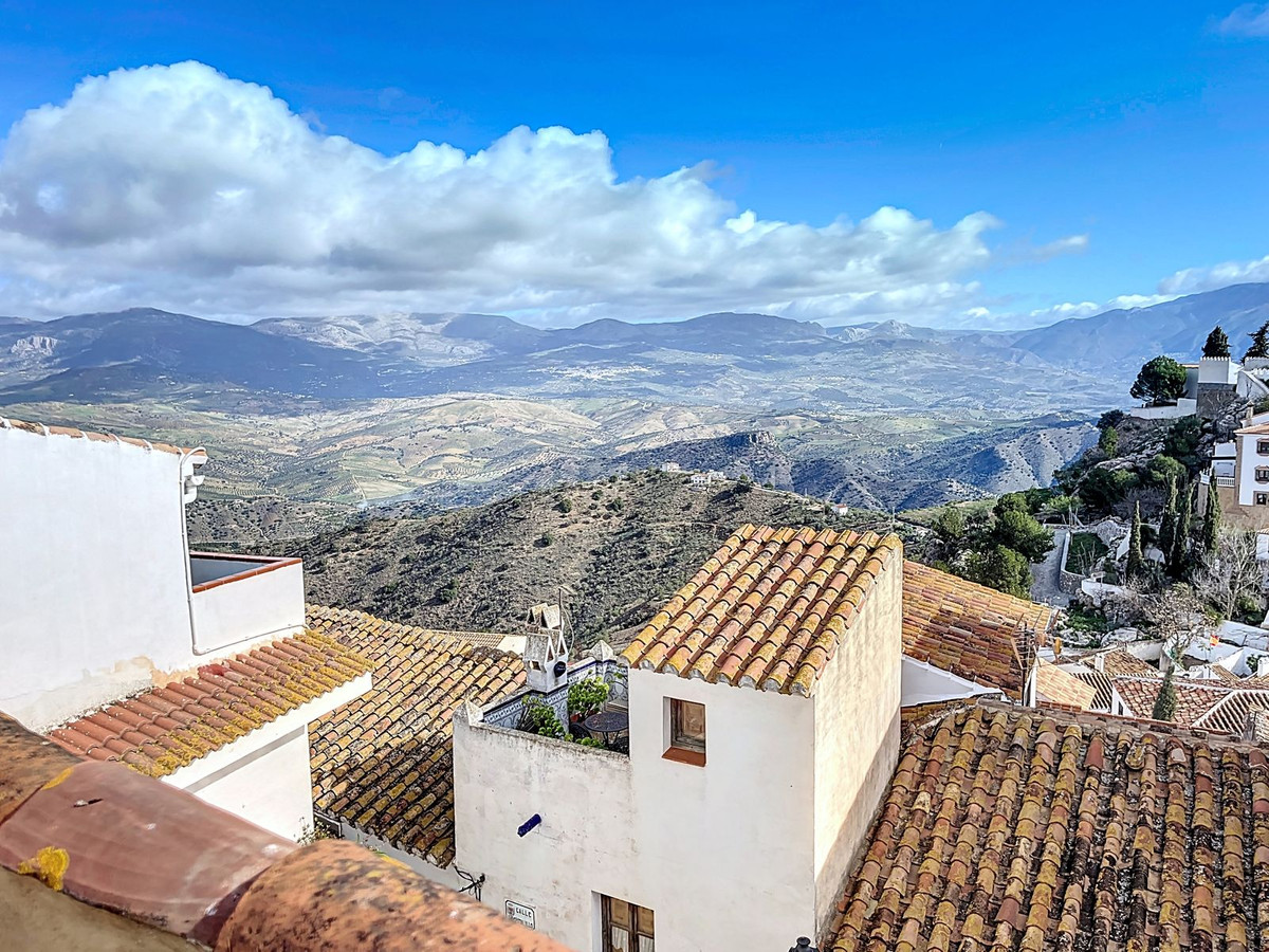 Huis te koop in Comares | 2 slaapkamers H5153470